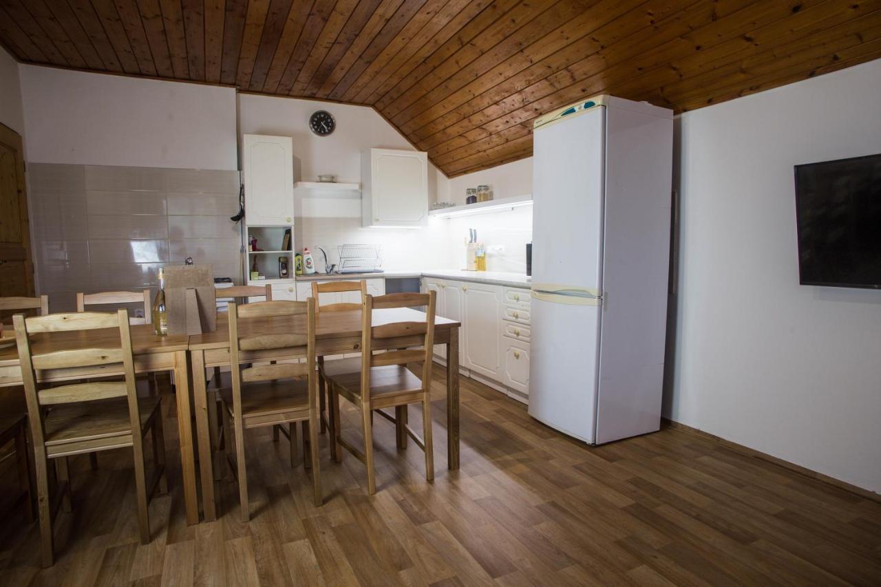 Apartmany Ve Mlejne Cachrov 外观 照片