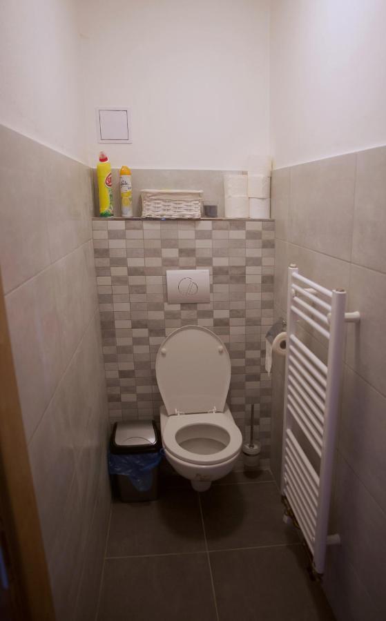 Apartmany Ve Mlejne Cachrov 外观 照片
