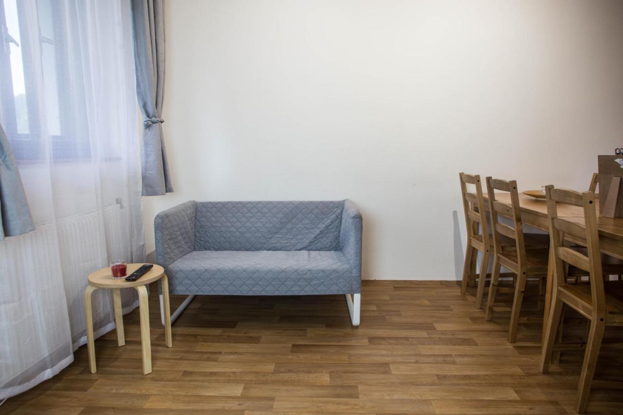 Apartmany Ve Mlejne Cachrov 外观 照片